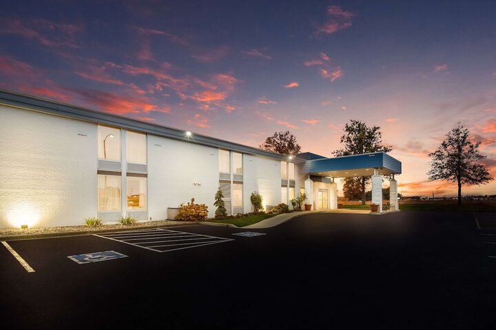 Hotel 6 of 42