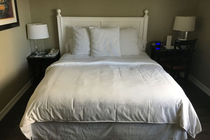 Room 14 of 37