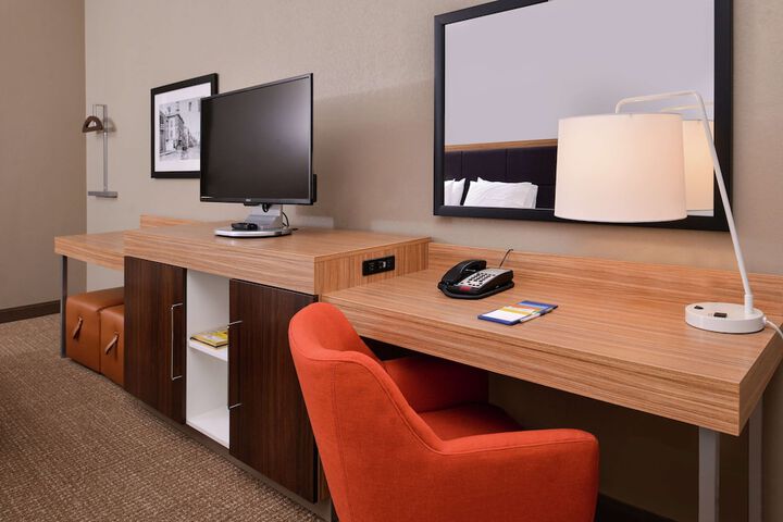 Room 16 of 53
