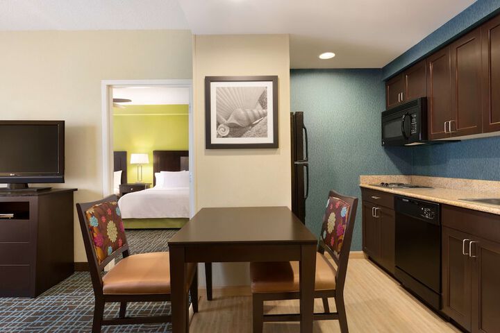 Room 25 of 43