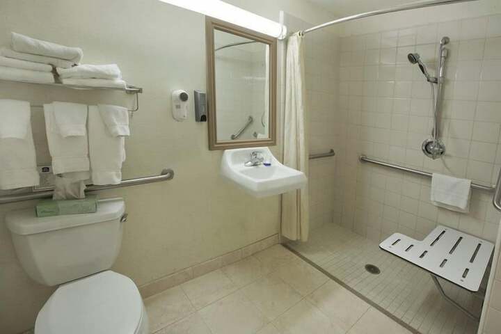 Room 15 of 23