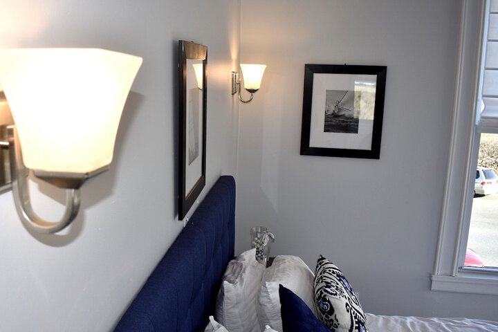 Room 60 of 183