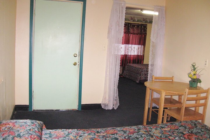Western Motel