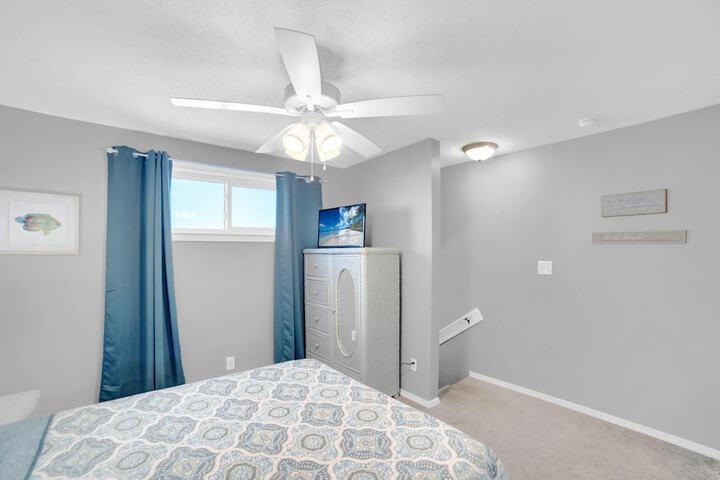 Room 30 of 46