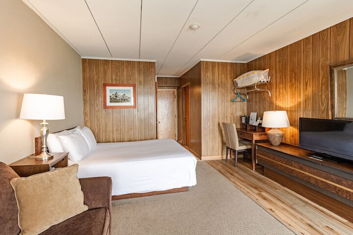 Room 34 of 73