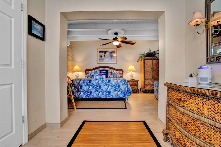 Room 47 of 91