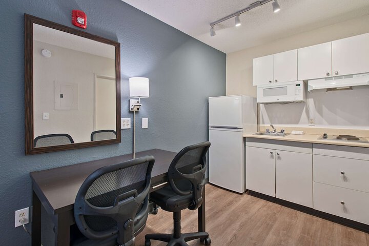 Room 42 of 57
