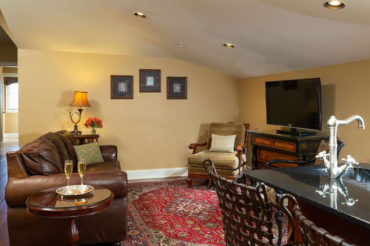 Room 40 of 56