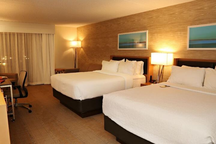 Room 6 of 15