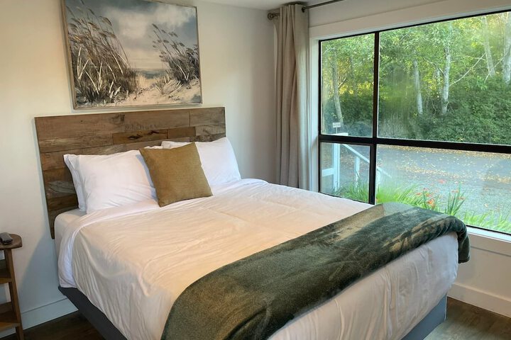 Room 83 of 144