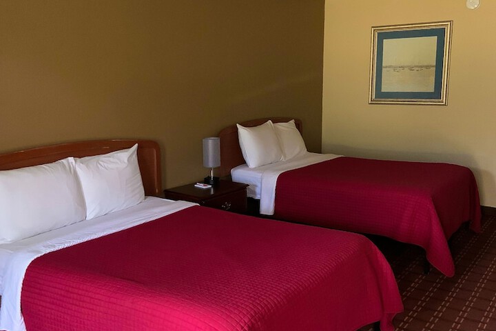 Room 16 of 39