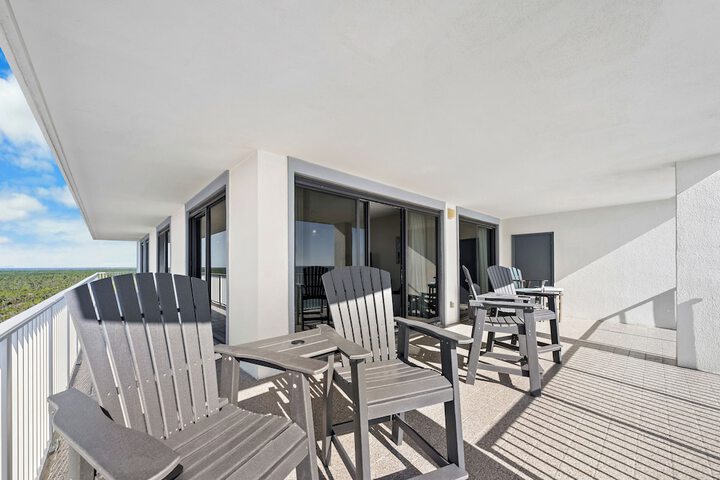 Terrace/Patio 59 of 63