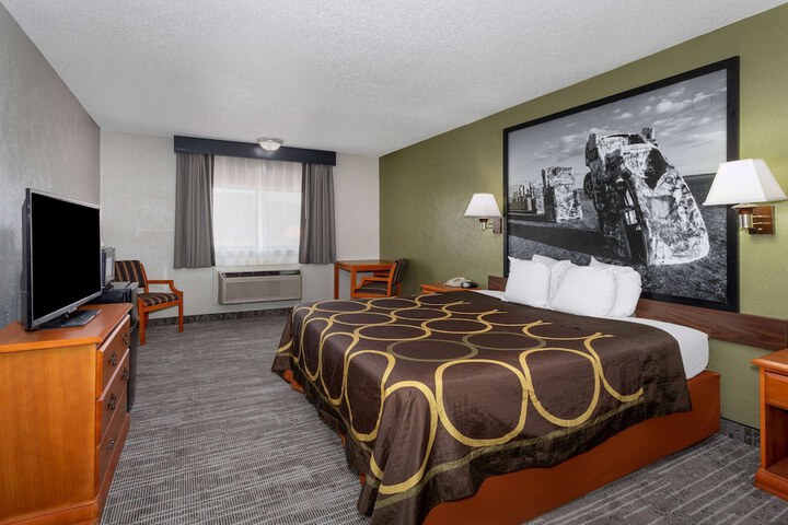 Room 26 of 54
