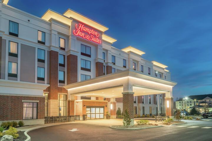 Hotel 4 of 35