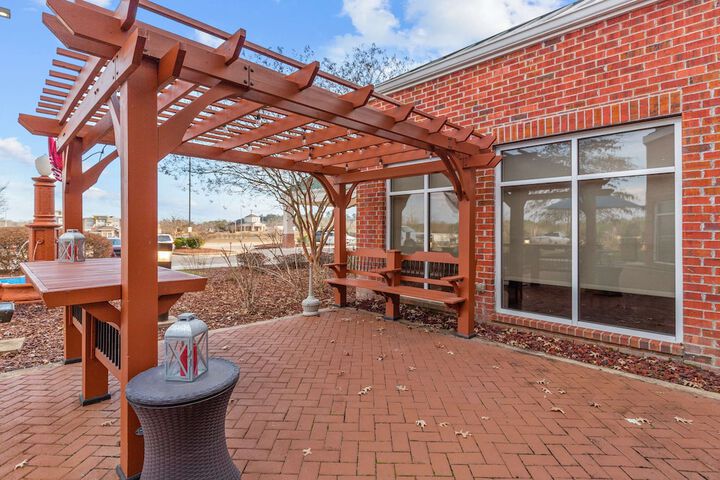 Terrace/Patio 125 of 127