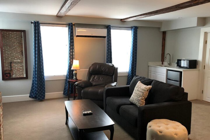 Room 141 of 183