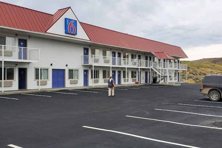 Motel 6 Baker City OR