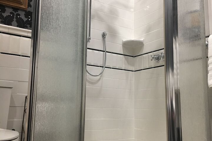 Room 11 of 56