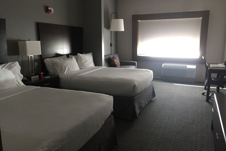 Holiday Inn Express & Suites Tahlequah by IHG