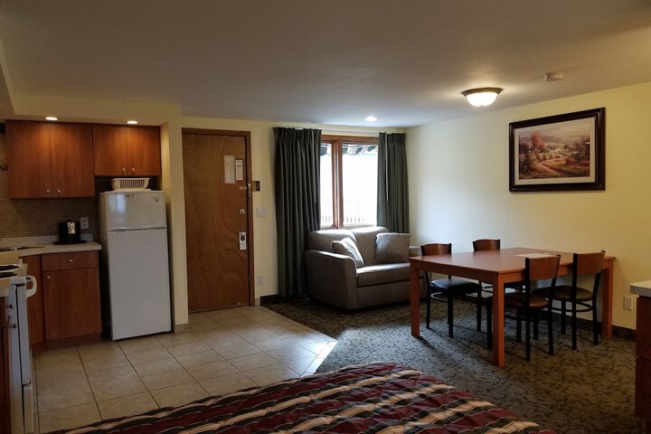Room 45 of 120
