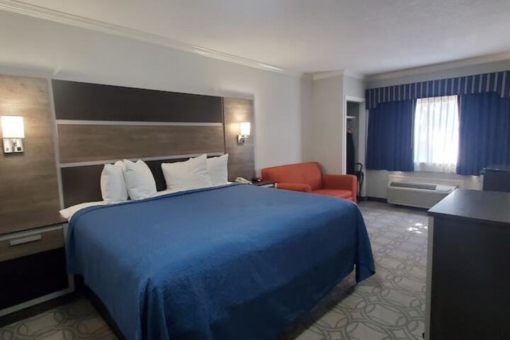 Ambassador Inn & Suites
