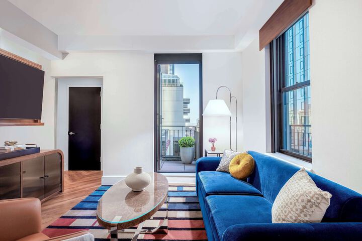Room 21 of 43