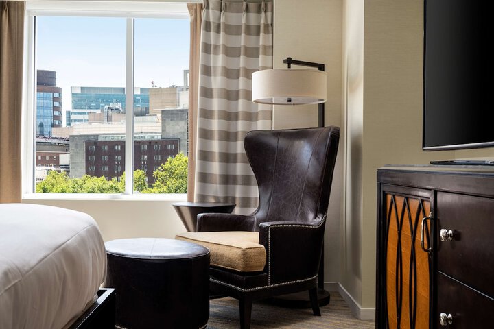 The Inn at Penn a Hilton Hotel