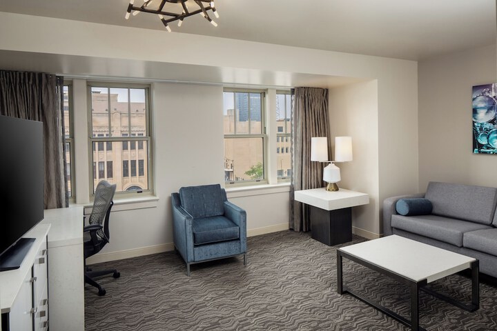 Room 29 of 45