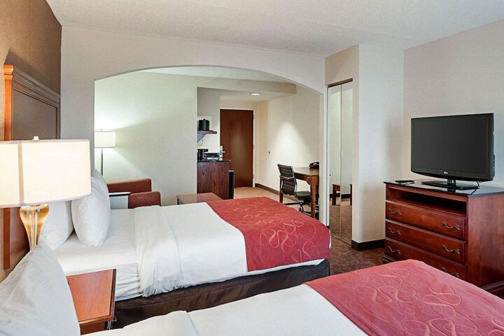 Room 15 of 34
