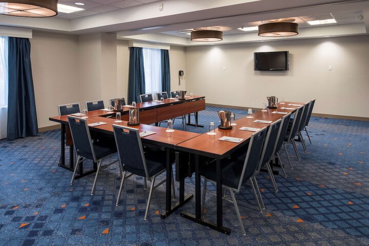 Hampton Inn & Suites by Hilton Halifax - Dartmouth