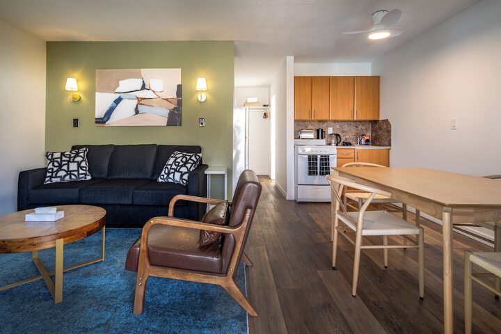 Okanagan Lakefront Resort