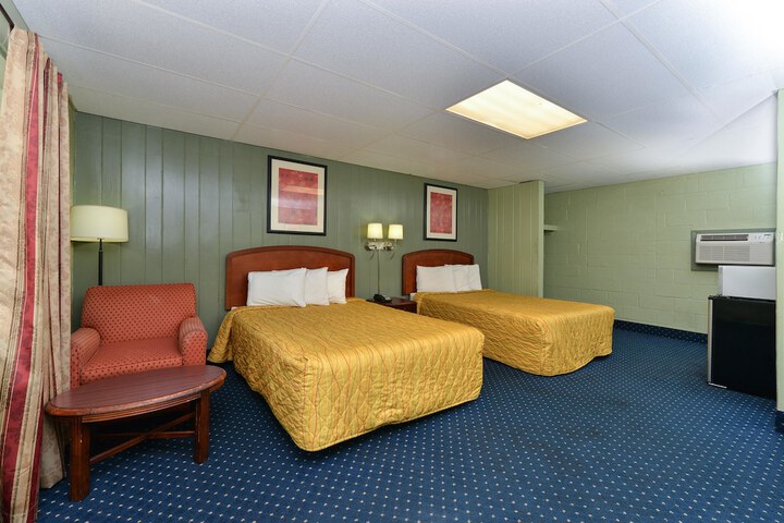 Room 8 of 8