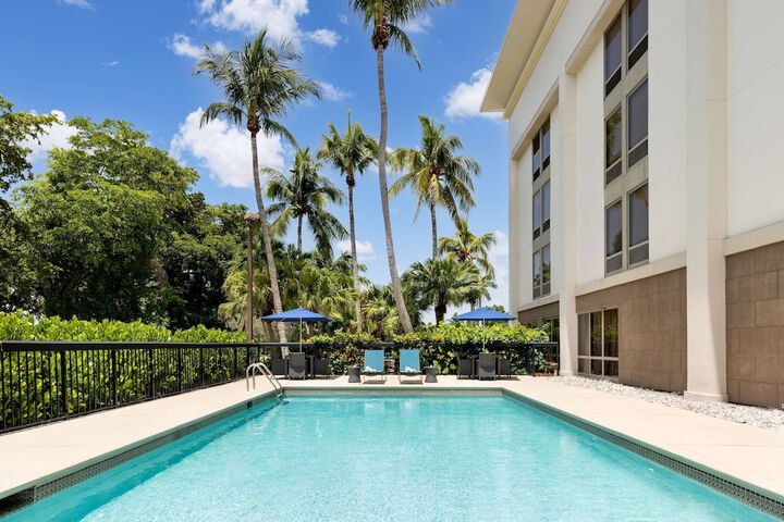 Pool 4 of 33