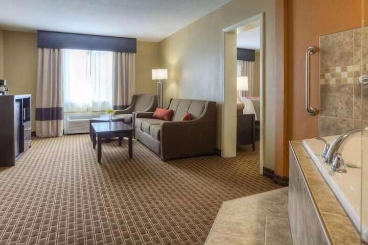 Room 3 of 31