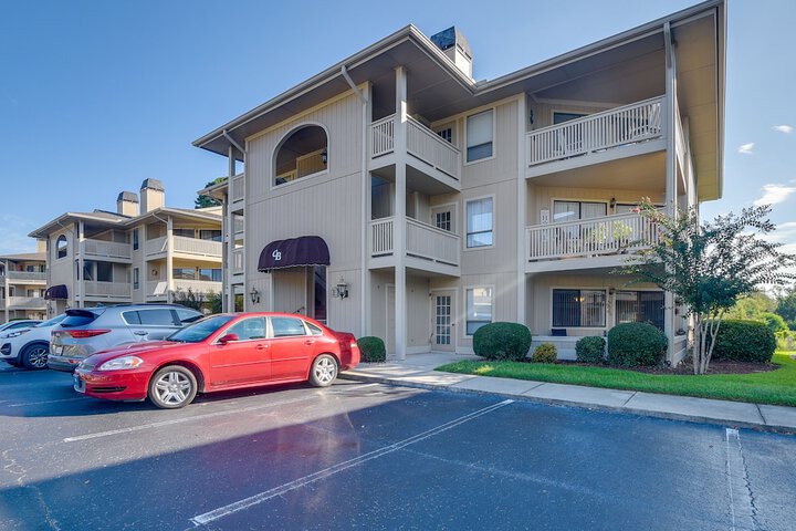 Little River Condo w / Pool Access - Near Beaches!