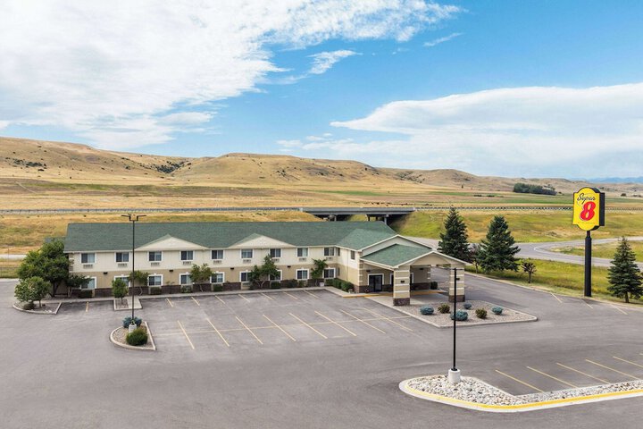 Hotel 4 of 33