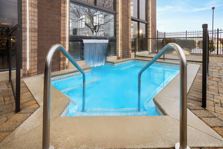 Holiday Inn Midland by IHG