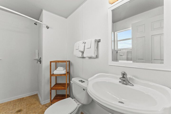 Room 52 of 89