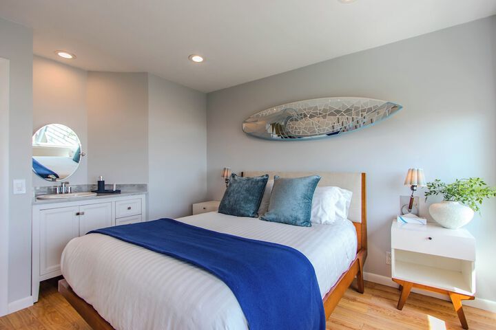 The Surf Club