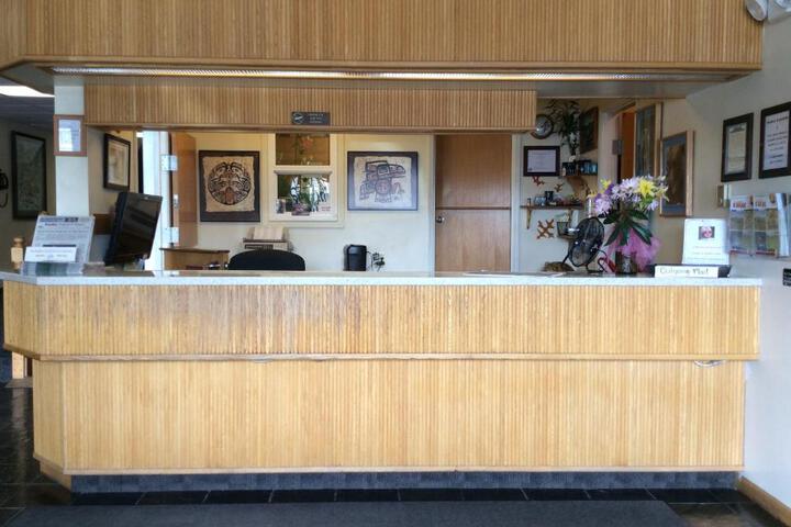 Shelikof Lodge