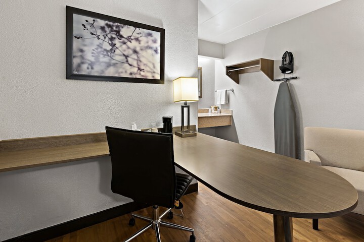 Room 26 of 41