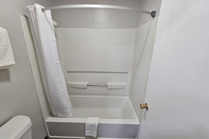 Room 14 of 14