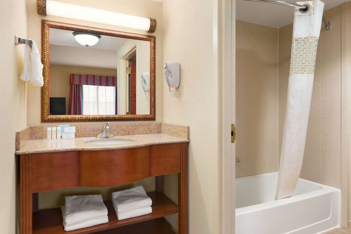 Room 15 of 52