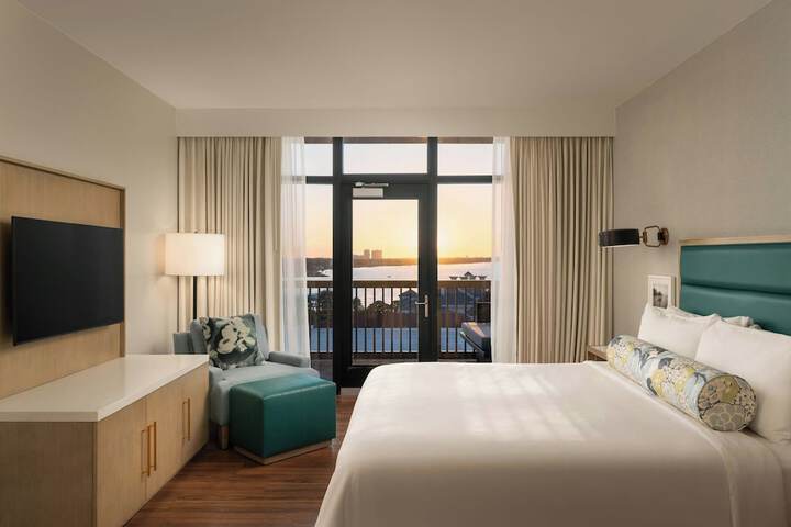 Hotel Effie Sandestin Autograph Collection