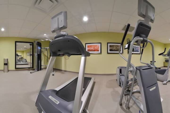 Staybridge Suites Tomball - Spring Area by IHG