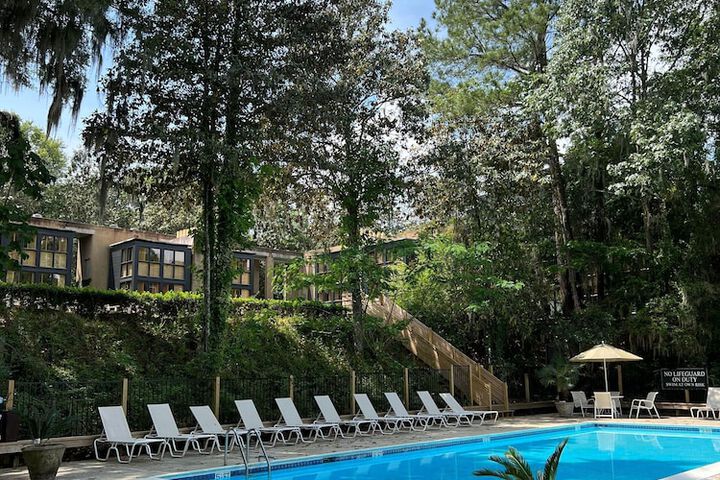 Pool 11 of 36