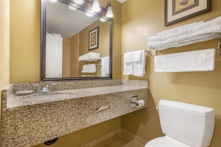 Best Western Plus Canyon Pines