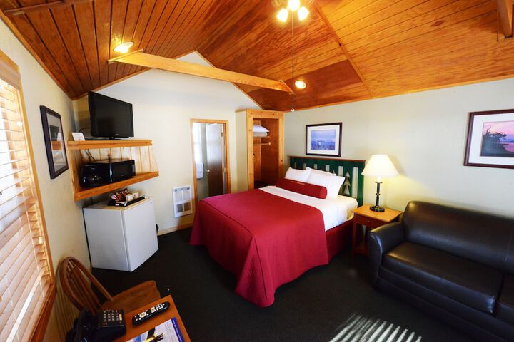 Room 25 of 51