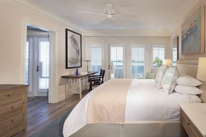 Pier House Resort & Spa