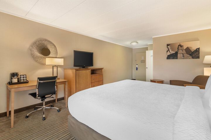 Best Western Plus Waltham Boston
